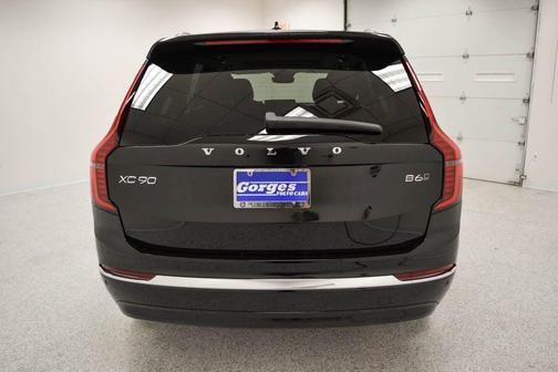 2026 Volvo XC90 B6 Ultra 7-Seater