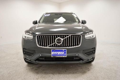 2021 Volvo XC90 T5 Momentum 7 Passenger