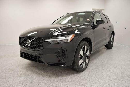 2025 Volvo XC60 Plug-In Hybrid T8 Plus