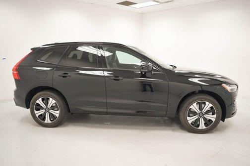 2025 Volvo XC60 Plug-In Hybrid T8 Core