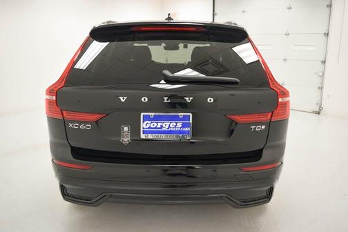 2025 Volvo XC60 Plug-In Hybrid T8 Core