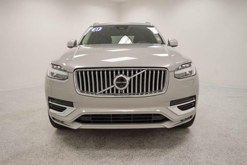 2023 Volvo XC90 B6 Plus 6-Seater
