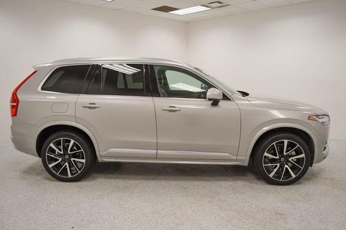 2023 Volvo XC90 B6 Plus 6-Seater