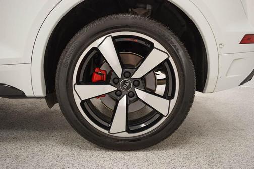 2024 Audi Q5 45 S line quattro Premium