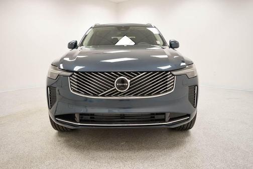 2026 Volvo XC90 Plug-In Hybrid T8 Plus 7-Seater