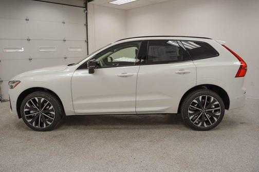 2026 Volvo XC60 B5 Ultra