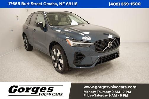 2025 Volvo XC60 Plug-In Hybrid T8 Plus