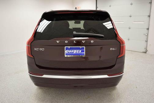 2026 Volvo XC90 B6 Plus 7-Seater