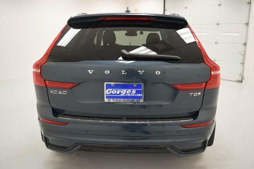 2025 Volvo XC60 Plug-In Hybrid T8 Core