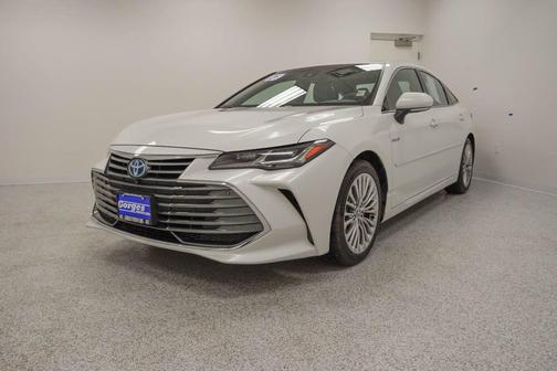2021 Toyota Avalon Hybrid Limited