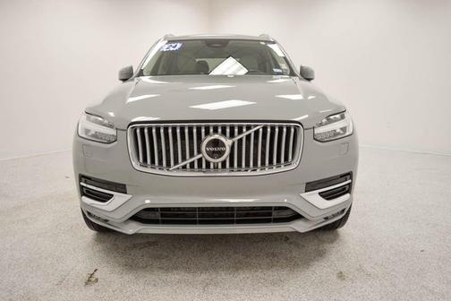 2024 Volvo XC90 B5 Plus Bright Theme