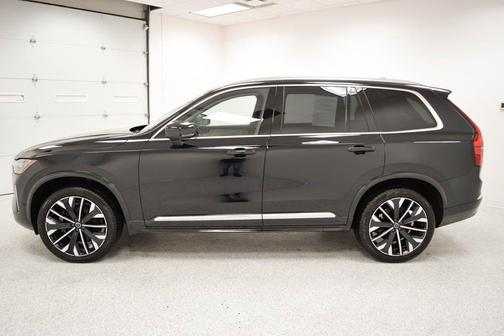 2025 Volvo XC90 B6 Plus 7-Seater