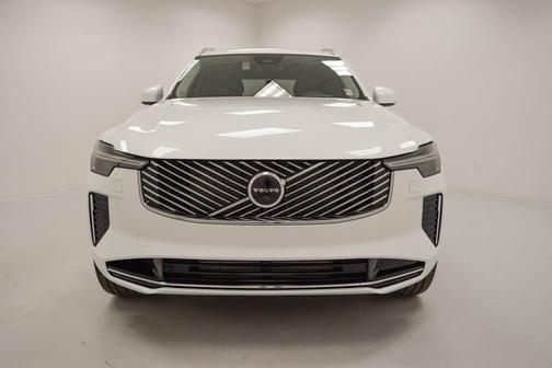 2025 Volvo XC90 Plug-In Hybrid T8 Ultra 7-Seater