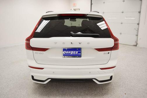 2026 Volvo XC60 B5 Ultra