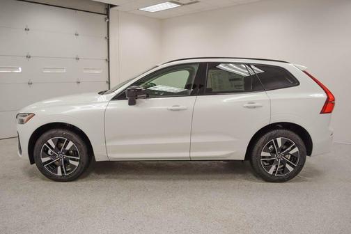 2026 Volvo XC60 B5 Core