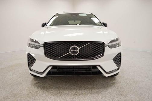 2026 Volvo XC60 B5 Core