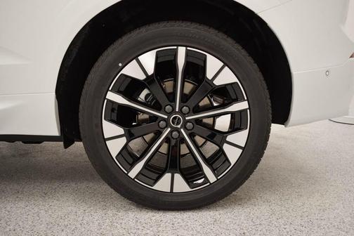 Crystal White 2026 Volvo XC60 B5 Plus