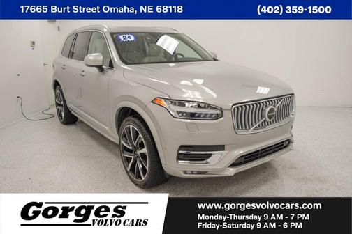 2024 Volvo XC90 B6 Plus Bright Theme 7-Seater