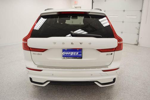 2025 Volvo XC60 B5 Plus