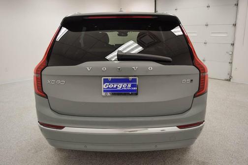 2025 Volvo XC90 B5 2025.5 PLUS 7-SEATER