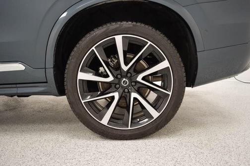 2023 Volvo XC90 B6 Plus 6-Seater