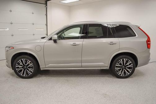 2023 Volvo XC90 Recharge Plug-In Hybrid T8 Plus Bright Theme 7-Seater