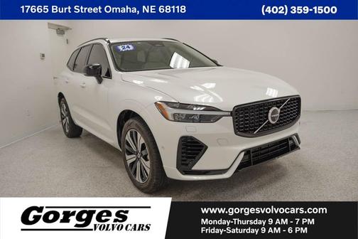 2024 Volvo XC60 Recharge Plug-In Hybrid T8 Plus Dark Theme