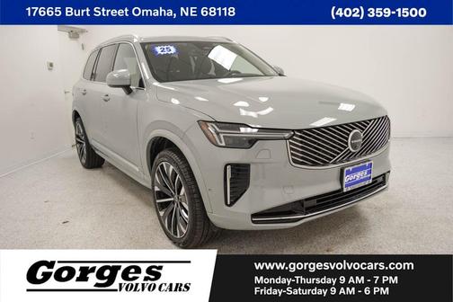 2025 Volvo XC90 B6 Plus 7-Seater