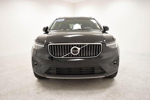 Black 2023 Volvo XC40 B5 Ultimate Bright Theme