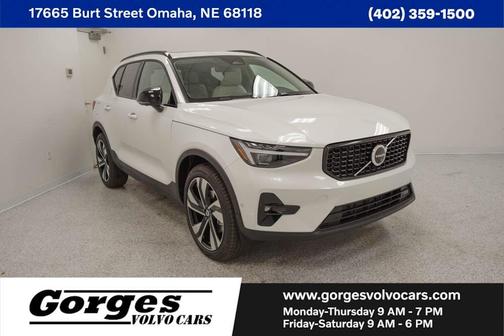 2026 Volvo XC40 B5 Plus