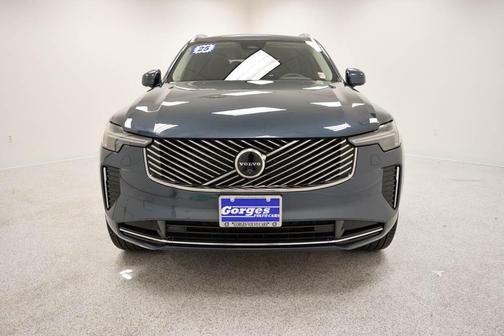 2025 Volvo XC90 B6 Plus 7-Seater