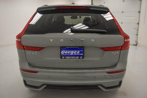 2025 Volvo XC60 Plug-In Hybrid T8 Plus