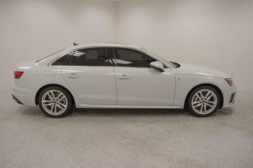 2023 Audi A4 45 S line quattro Premium