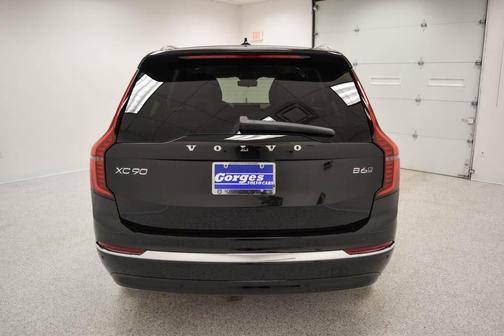 2026 Volvo XC90 B6 Plus 7-Seater