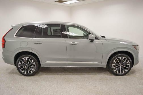 2026 Volvo XC90 Plug-In Hybrid T8 Plus 7-Seater