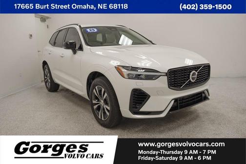 2025 Volvo XC60 Plug-In Hybrid T8 Core