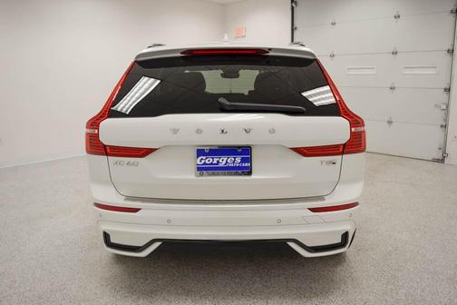 2025 Volvo XC60 Plug-In Hybrid T8 Core