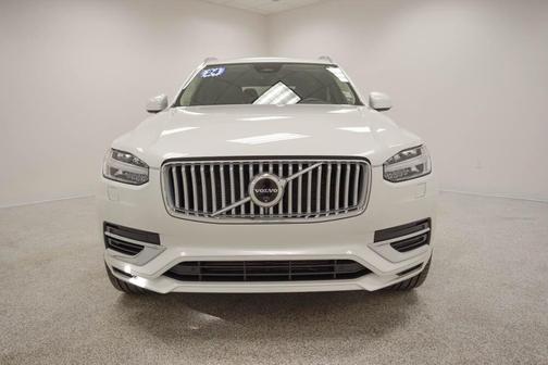 2024 Volvo XC90 Recharge Plug-In Hybrid T8 Plus Bright Theme 7-Seater