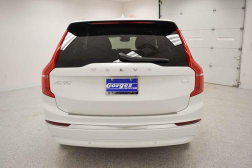 2024 Volvo XC90 Recharge Plug-In Hybrid T8 Plus Bright Theme 7-Seater