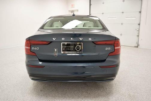 2025 Volvo S60 B5 Plus