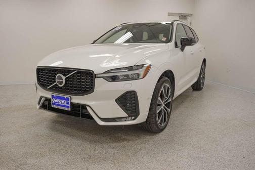 2025 Volvo XC60 B5 Plus