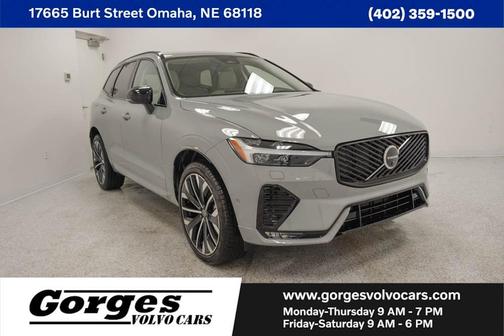 2026 Volvo XC60 B5 Ultra