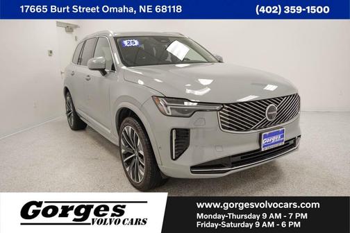 2025 Volvo XC90 B6 Plus 7-Seater