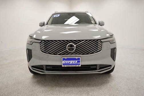 2025 Volvo XC90 B6 Plus 7-Seater