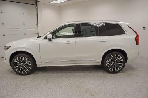 2026 Volvo XC90 B5 Plus 7-Seater