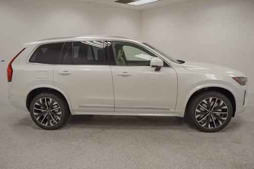 2026 Volvo XC90 B5 Plus 7-Seater