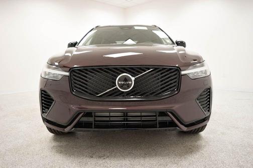 Mulberry Red 2026 Volvo XC60 Plug-In Hybrid T8 Plus