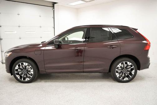 Mulberry Red 2026 Volvo XC60 Plug-In Hybrid T8 Plus