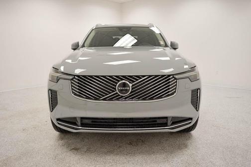 2026 Volvo XC90 B5 Plus 7-Seater