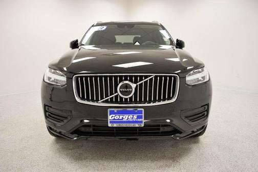 2022 Volvo XC90 T6 Momentum 7 Passenger